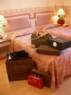 Buenos Aires Hotel Milan 3*,  Italy